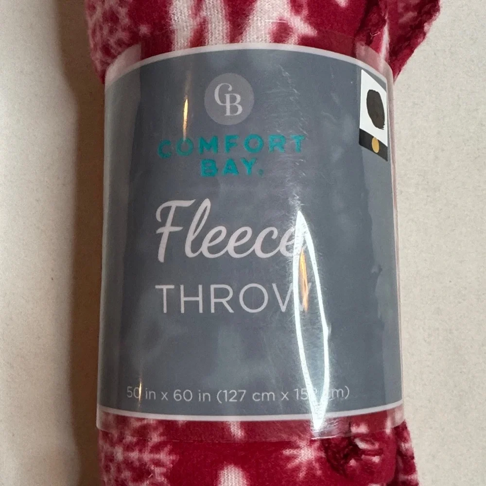 Comfort Bay Red Fleece Christmas Blanket